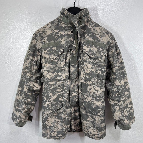 US Army Cold‎ Weather Jacket XS Regular ACU Digital Camo Field Military Tactical